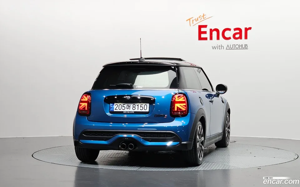 MINI Cooper S 2023 — миниатюра 4