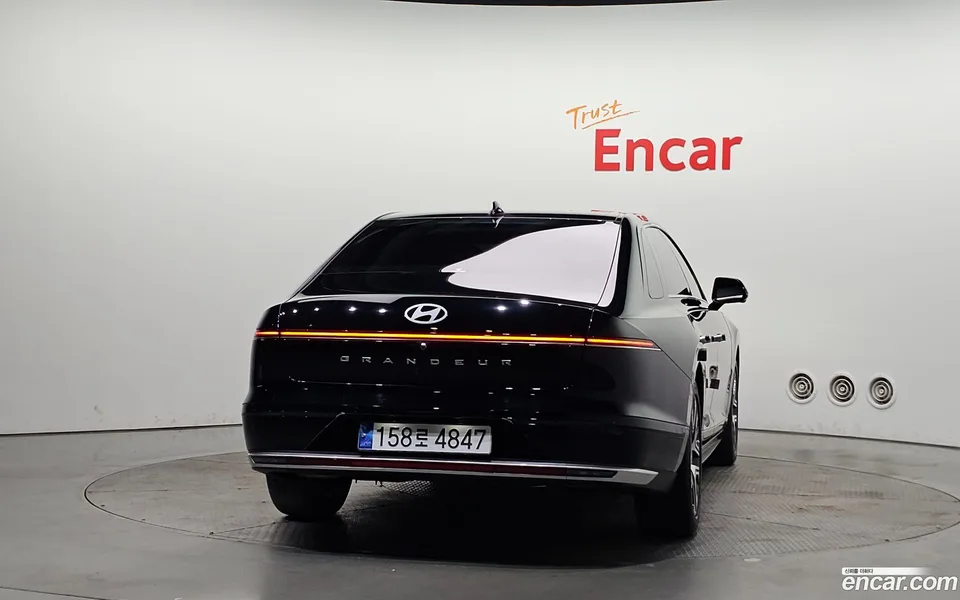 Hyundai Grandeur 3.5 2WD 2023 — thumbnail 4