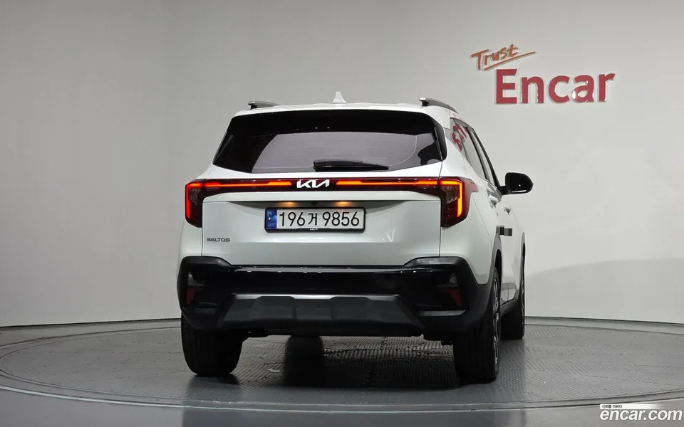 Kia Seltos 1.6 2WD 2023 — thumbnail 4