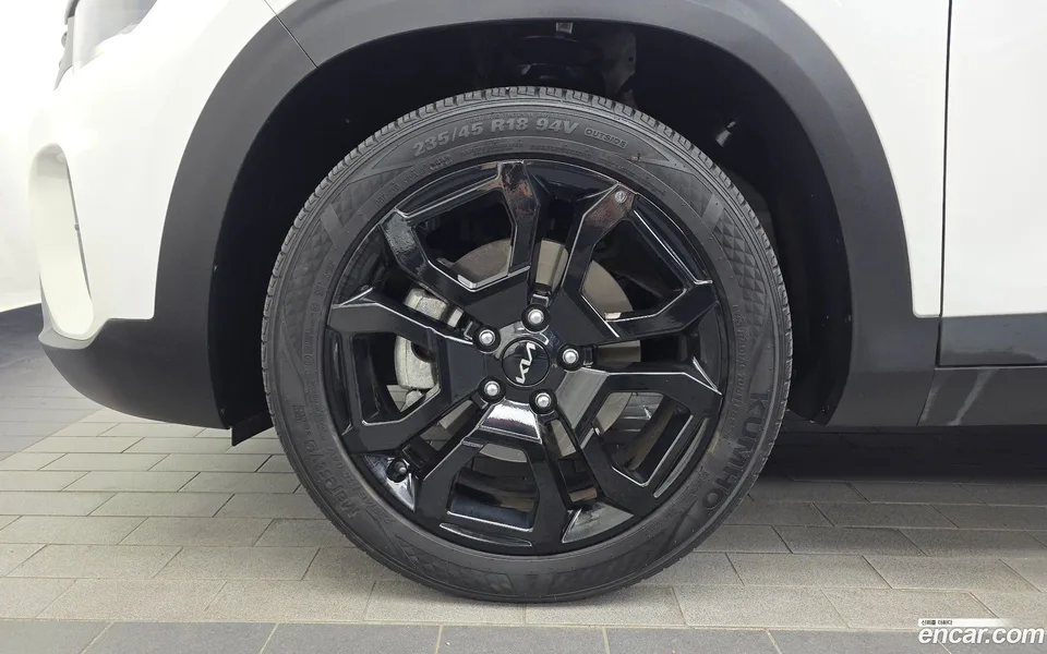 Kia Seltos 1.6 2WD 2023 — thumbnail 5