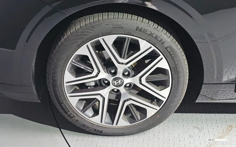 Hyundai Grandeur Hybrid 2025 — thumbnail 5