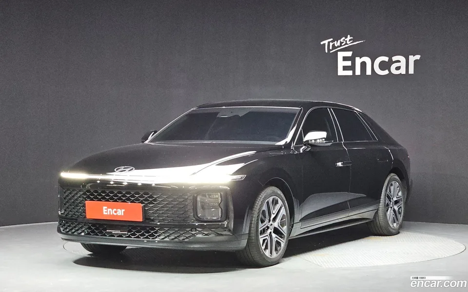 Hyundai Grandeur Hybrid 2025 — photo 1, buy with delivery to Moscow