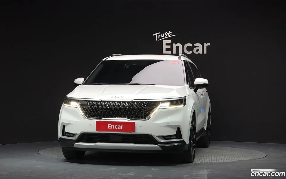 Kia Carnival 9 2022 — thumbnail 3