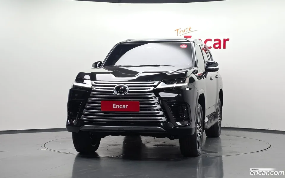 Lexus LX 700h 2026 — thumbnail 3