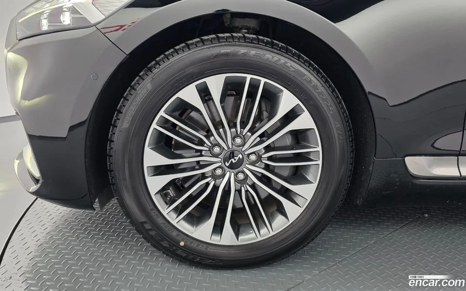 Kia K9 3.8 GDI 2023 — thumbnail 5