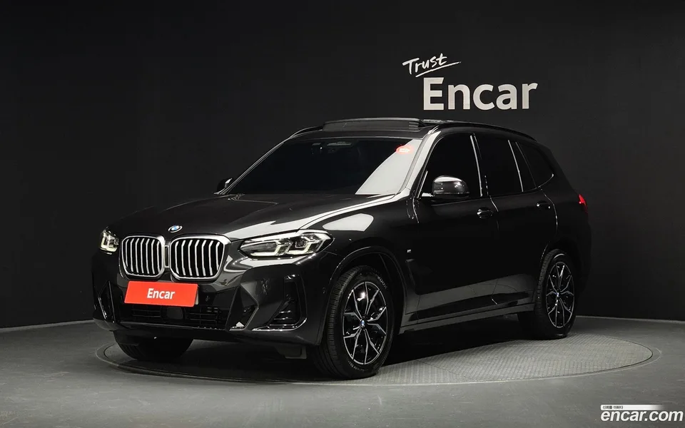 BMW X3 xDrive 20i M 2022 — photo 1, buy with delivery to Moscow