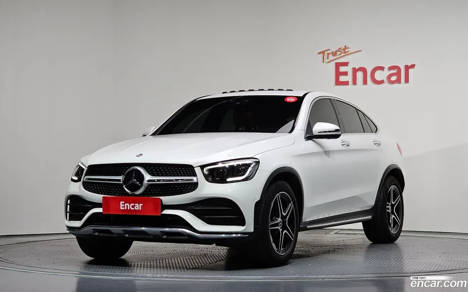 Mercedes-Benz GLC-Class GLC300 4MATIC 2022 — photo 1, buy with delivery to Moscow