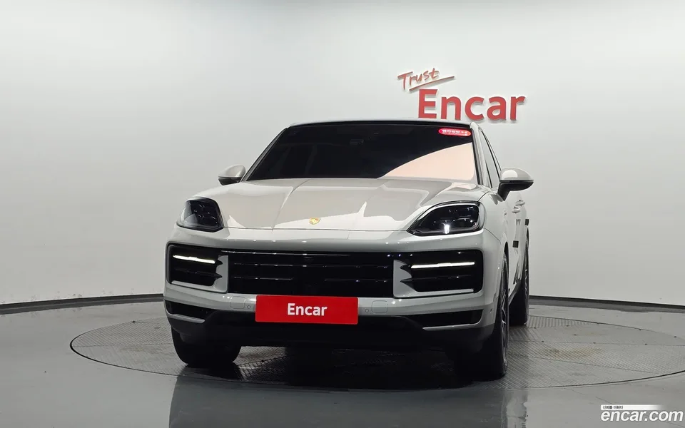 Porsche Cayenne 3.0 2025 — thumbnail 3