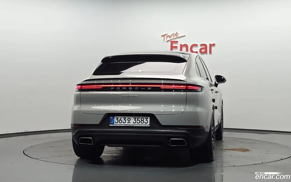 Porsche Cayenne 3.0 2025 — thumbnail 4