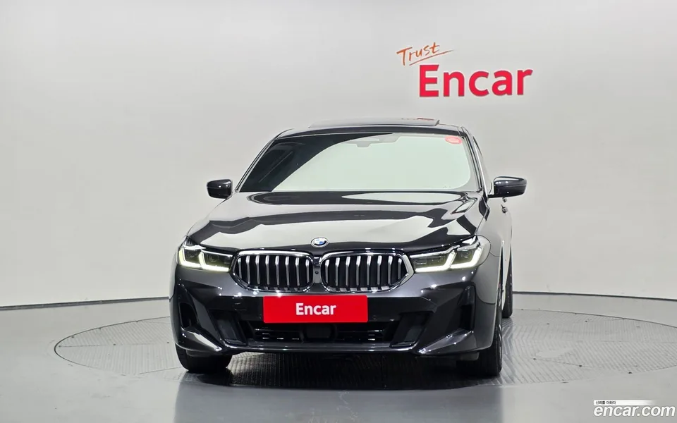BMW 6 Series GT 620d M 2023 — thumbnail 3