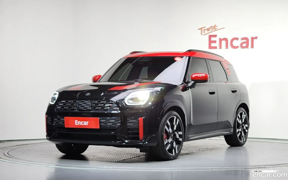MINI Cooper S Countryman ALL4 JCW 2024 — photo 1, buy with delivery to Moscow
