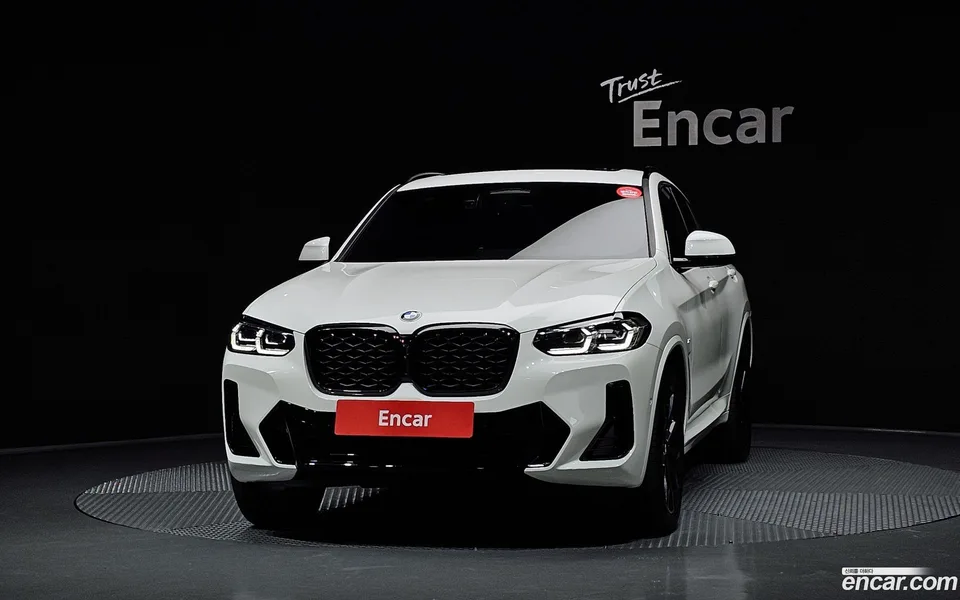 BMW X4 xDrive20i M 2025 — thumbnail 3