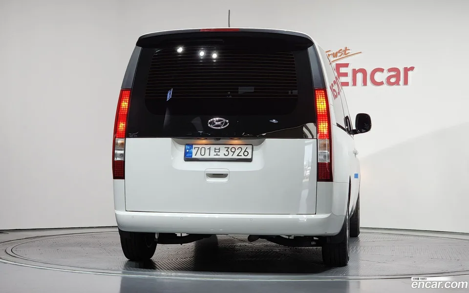 Hyundai Staria 11 2022 — thumbnail 4