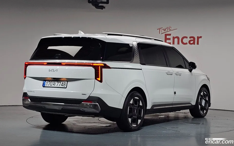 Kia Carnival HEV 7 2024 — thumbnail 3