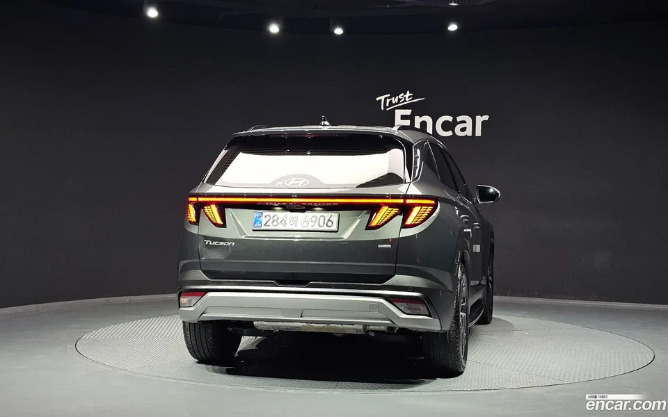 Hyundai Tucson NX4 1.6 4WD 2025 — thumbnail 4