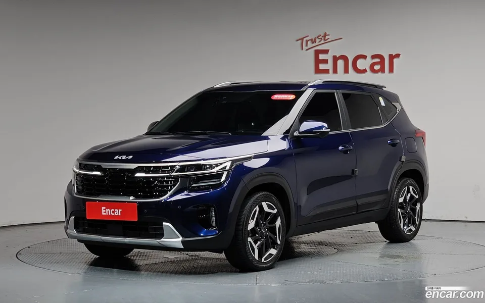 Kia Seltos 1.6 2WD 2024 — photo 1, buy with delivery to Moscow
