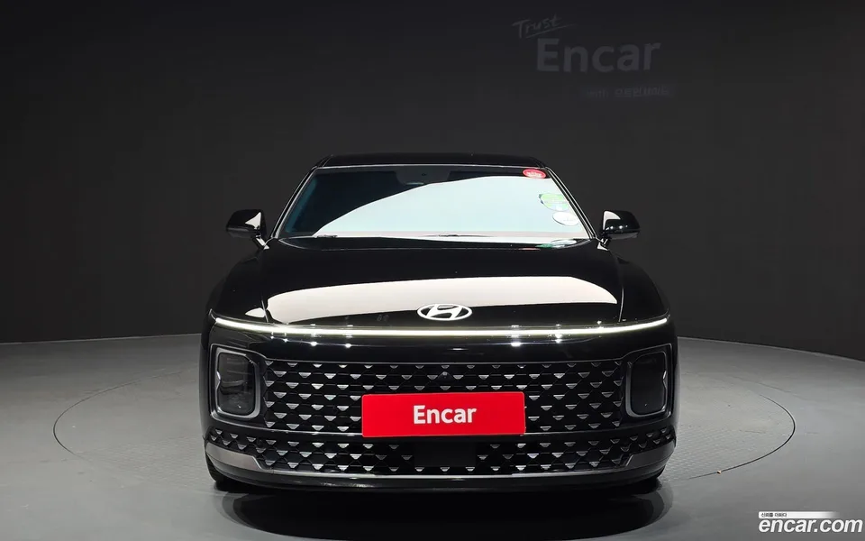 Hyundai Grandeur Hybrid 2023 — thumbnail 3