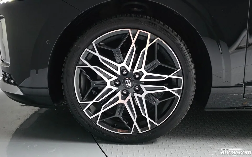 Hyundai Grandeur Hybrid 2023 — thumbnail 5