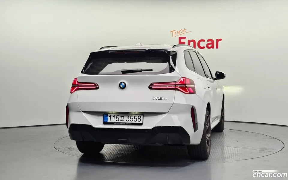 BMW X3 xDrive 20 2025 — thumbnail 4
