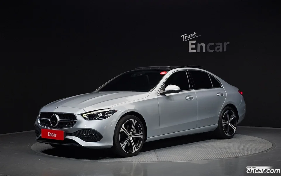 Mercedes-Benz C-Class C300 4MATIC 2023 — photo 1, buy with delivery to Moscow