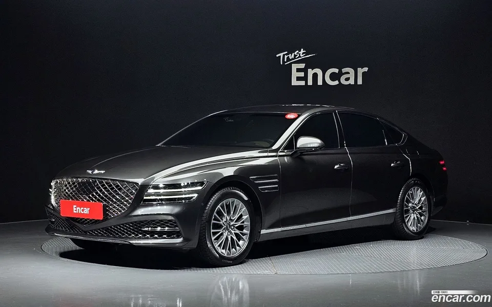 Genesis G80 2.5 2WD 2023 — photo 1, buy with delivery to Moscow
