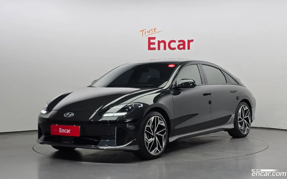 Hyundai Ioniq 6 AWD 2023 — photo 1, buy with delivery to Moscow