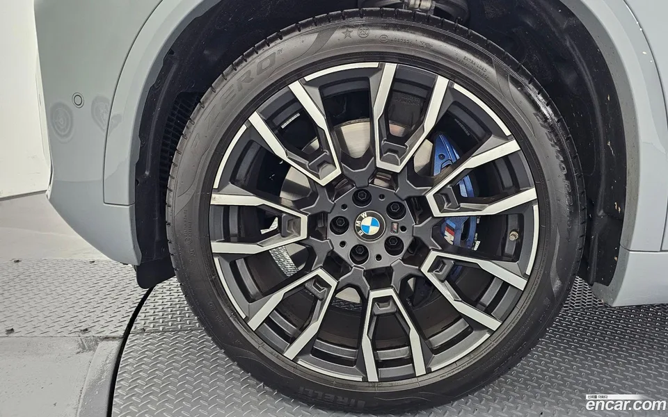 BMW X5 xDrive 40i M 2026 — thumbnail 5