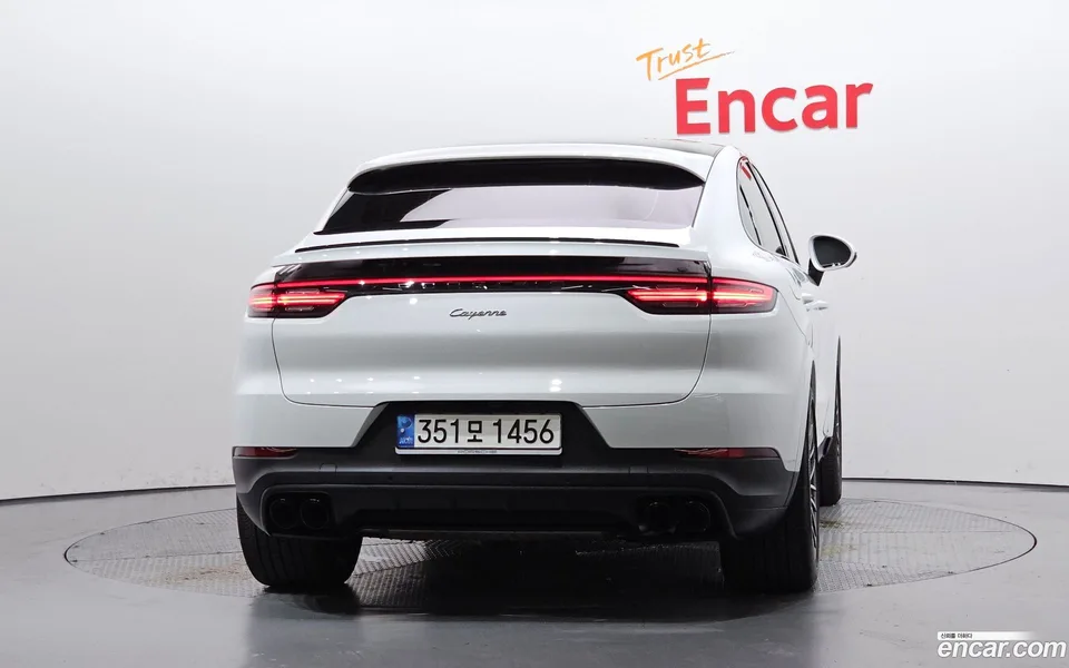 Porsche Cayenne 3.0 2022 — thumbnail 4