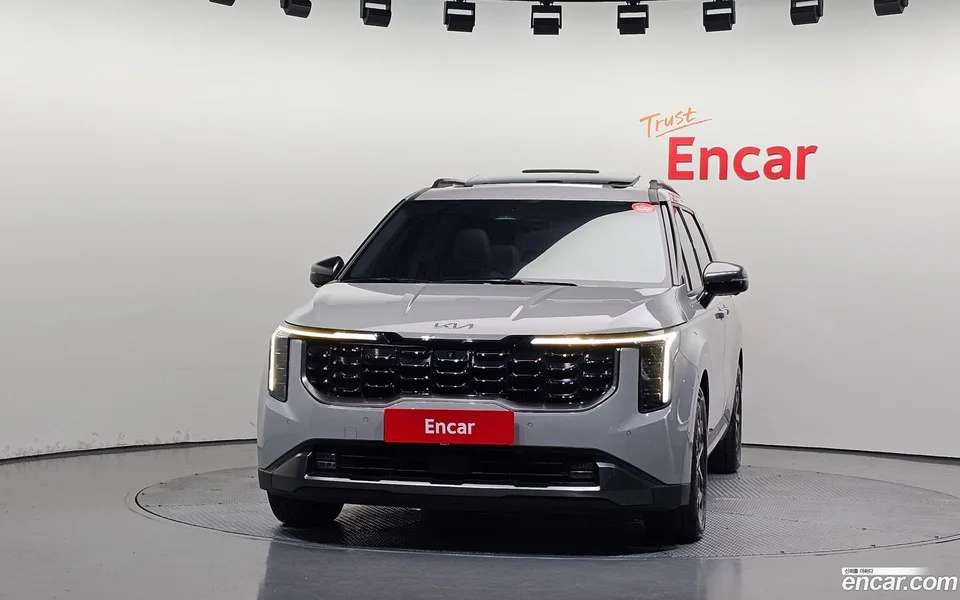 Kia Carnival 9 2024 — thumbnail 3