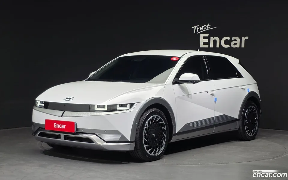 Hyundai Ioniq 5 AWD 2024 — фото 1, купить с доставкой в Москву