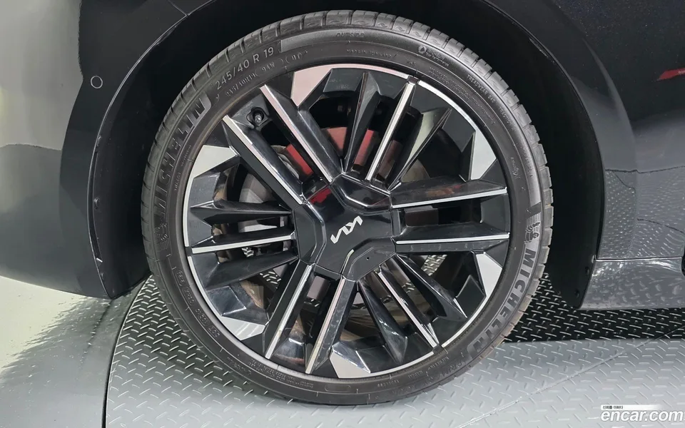 Kia K8 2.5 2WD 2025 — thumbnail 2