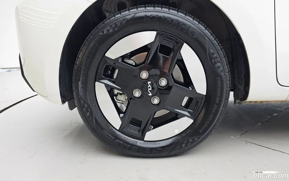 Kia Ray EV 2024 — thumbnail 2