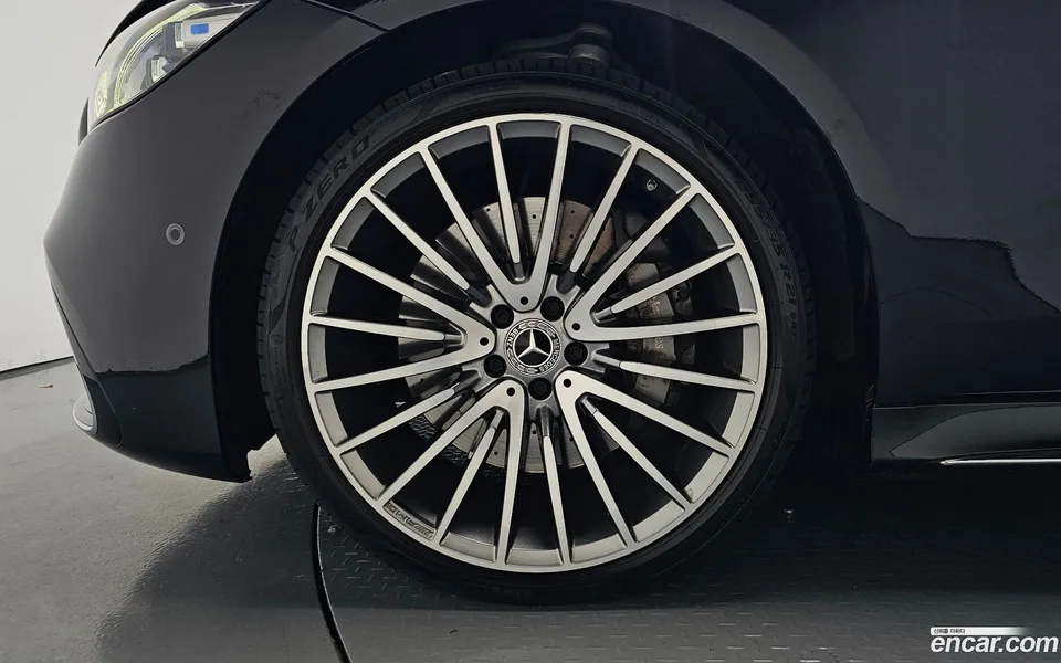 Mercedes-Benz S-Class S500L 4MATIC 2023 — thumbnail 5