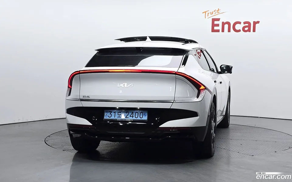 Kia EV6 4WD 2024 — thumbnail 4