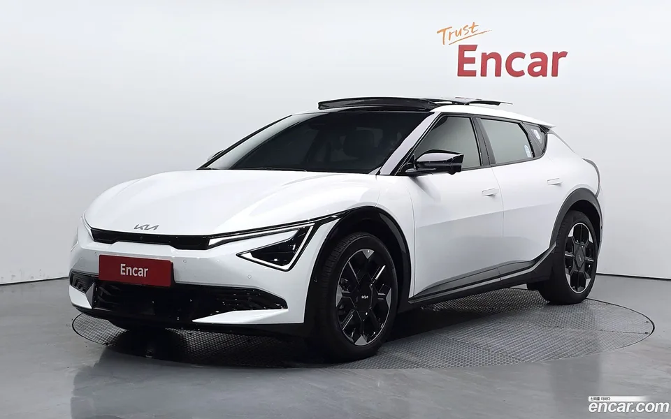 Kia EV6 4WD 2024 — photo 1, buy with delivery to Moscow
