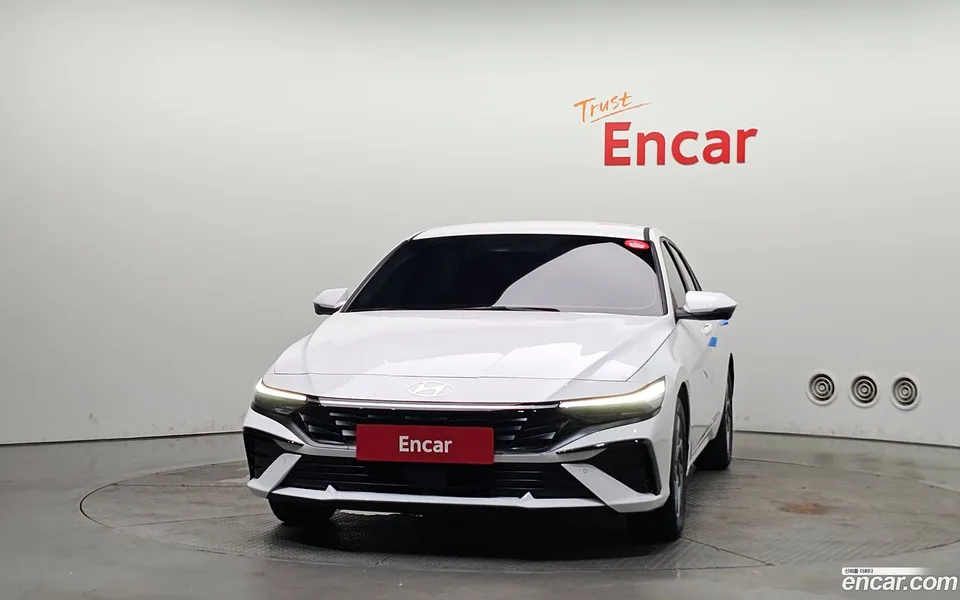 Hyundai Avante CN7 1.6 2024 — thumbnail 3