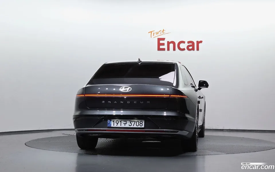 Hyundai Grandeur Hybrid 2023 — thumbnail 4