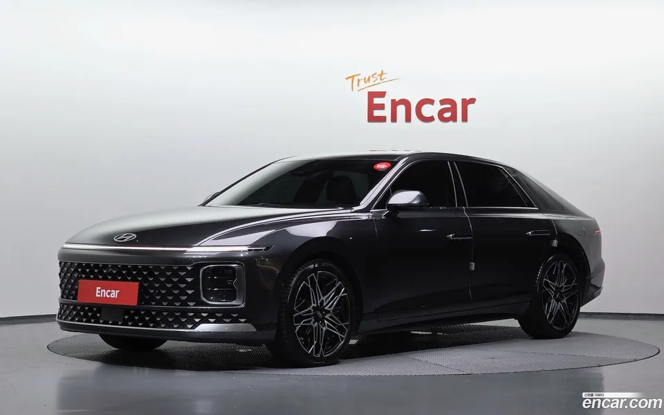 Hyundai Grandeur Hybrid 2023 — photo 1, buy with delivery to Moscow