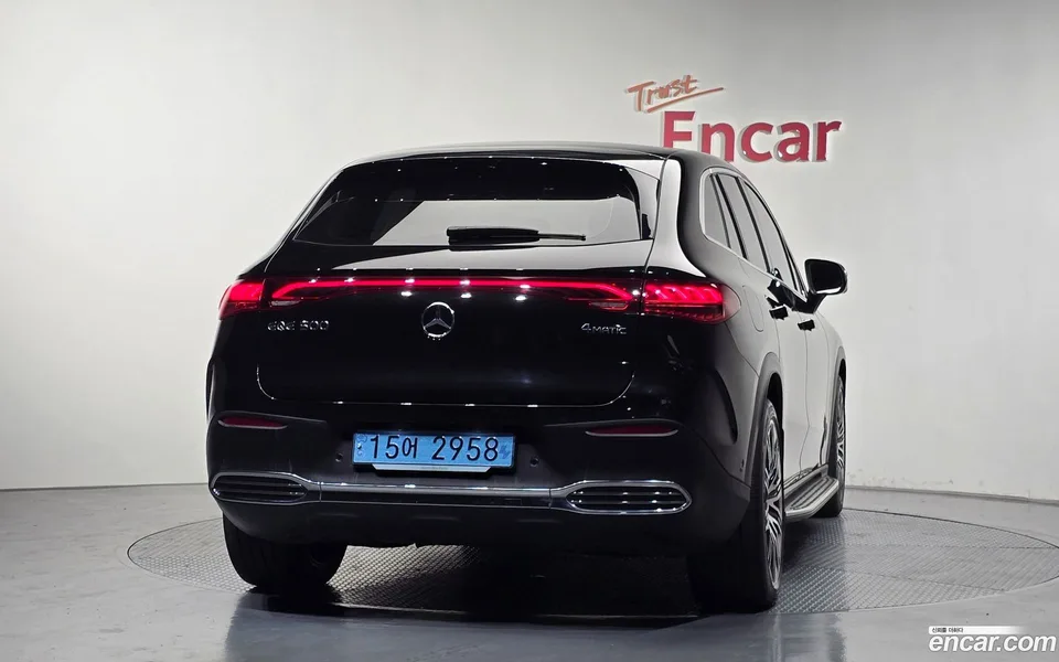 Mercedes-Benz EQE SUV EQE500 4MATIC 2023 — миниатюра 4