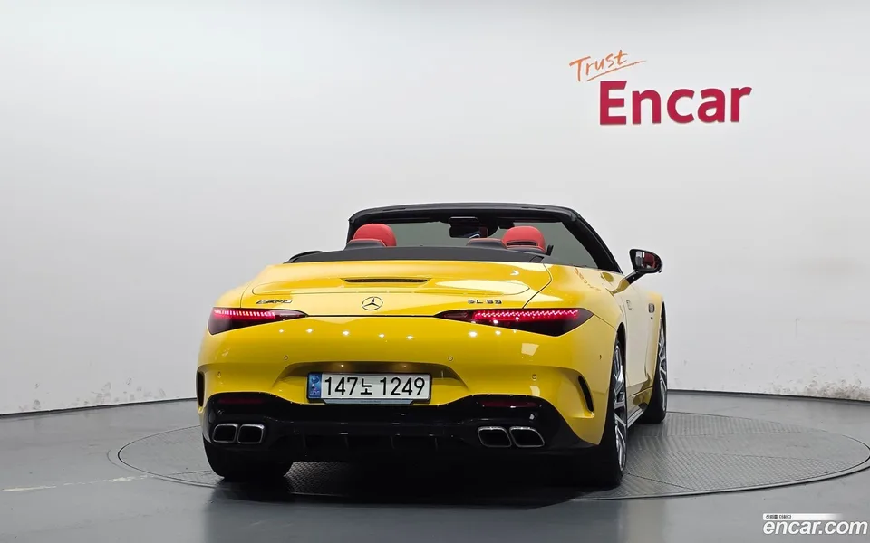 Mercedes-Benz SL-Class AMG SL63 4MATIC+ 2023 — thumbnail 4