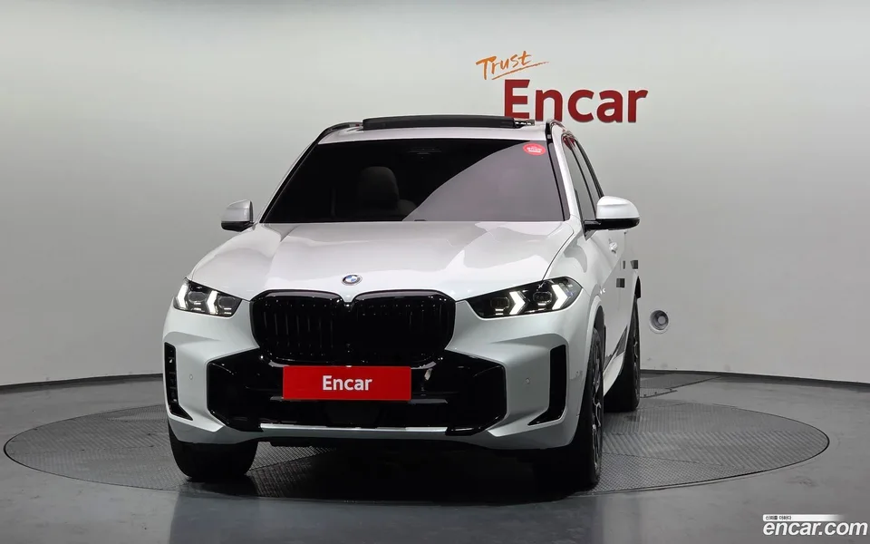 BMW X5 xDrive 40i M 2025 — thumbnail 3