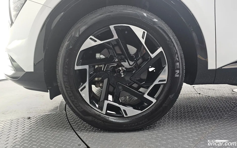 Kia Sportage LPG 2.0 2WD 2023 — thumbnail 2