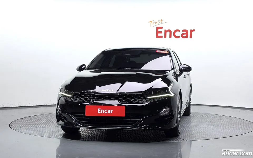 Kia K5 2.0 2023 — thumbnail 3