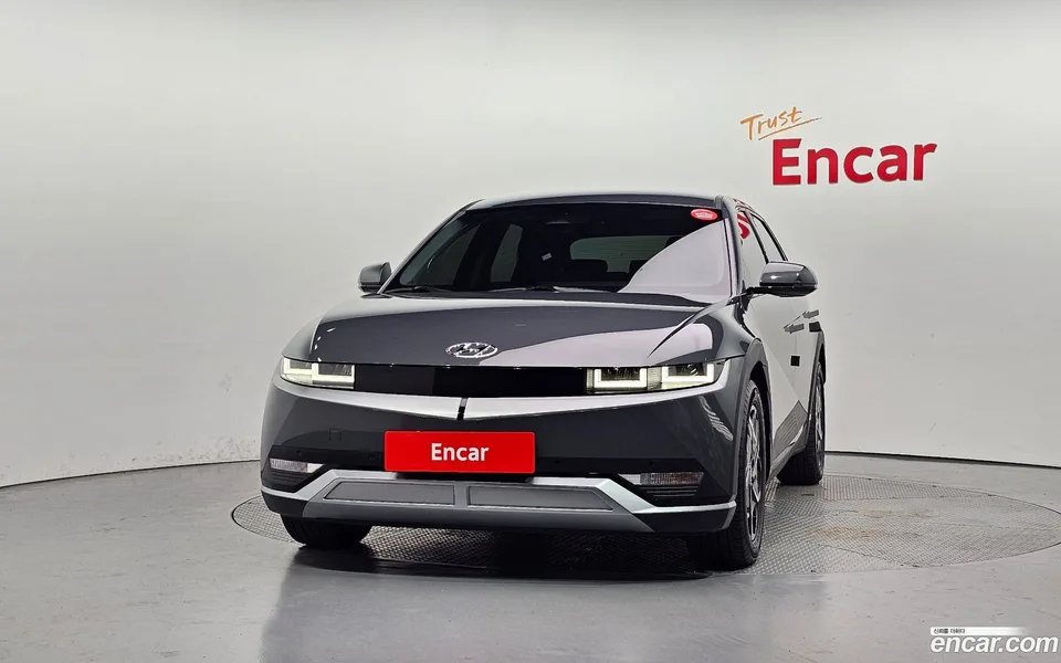 Hyundai Ioniq 5 2023 — thumbnail 3