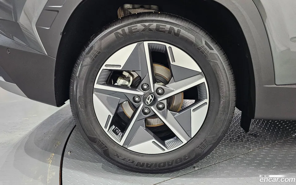 Hyundai Tucson NX4 1.6 4WD 2024 — thumbnail 2