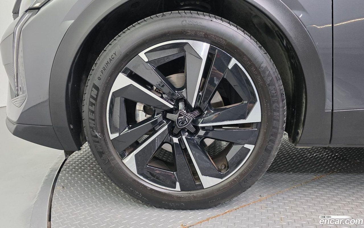 Peugeot 408 2023 — 5