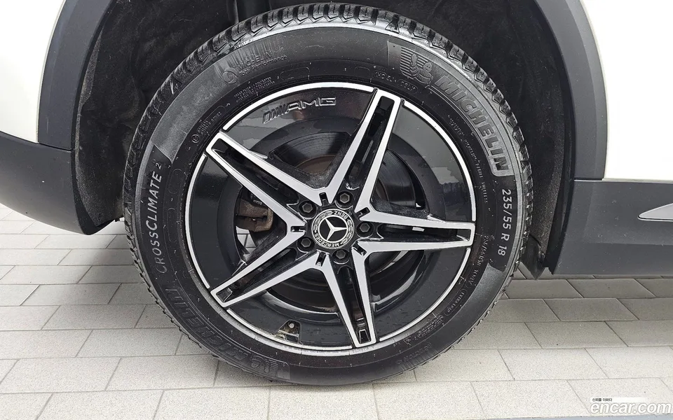 Mercedes-Benz EQA EQA250 AMG 2023 — thumbnail 5