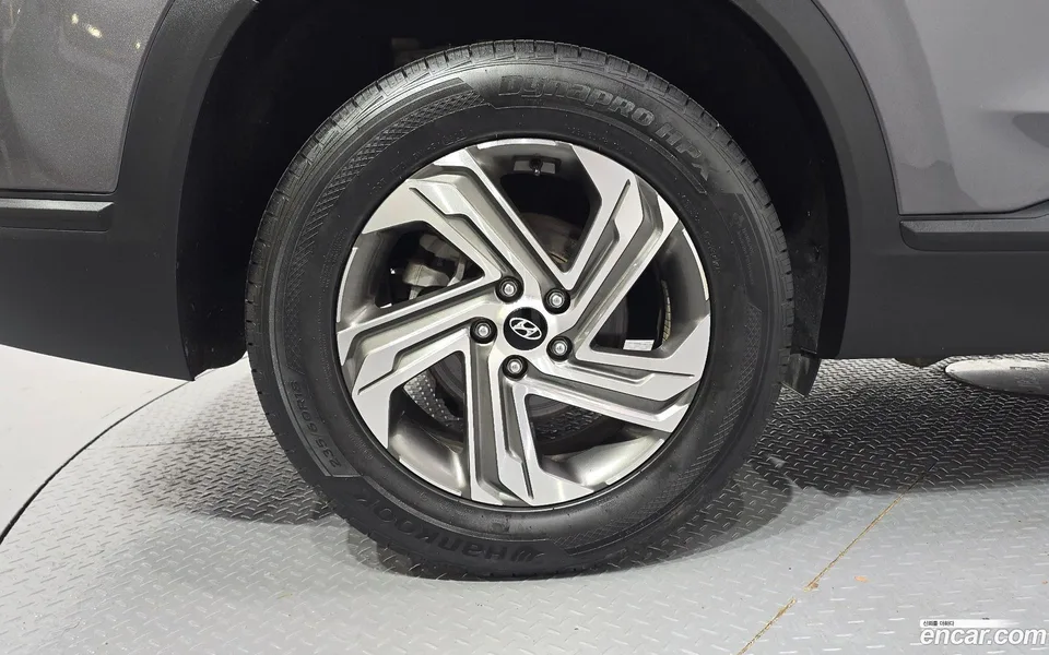 Hyundai SantaFe 2.2 4WD 2022 — миниатюра 2