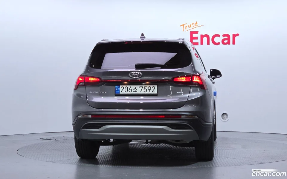 Hyundai SantaFe 2.2 4WD 2022 — миниатюра 4