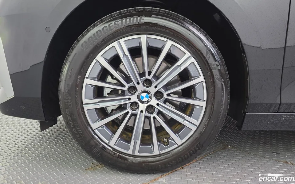 BMW 2 Series Active Tourer 218d 2022 — thumbnail 2
